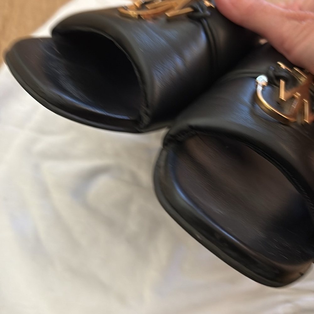 ❤️SALE❤️JW Anderson Anchor logo-embellished quilted leather slides - Picture 10 of 11